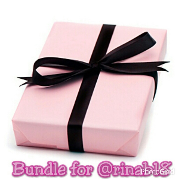 Bundled Levi's and Blue Ombre top