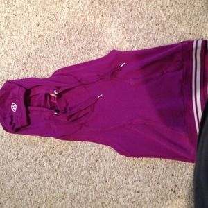 Lululemon sleeveless hoodie