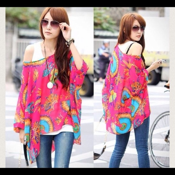 Tops - Pink feather tunic top