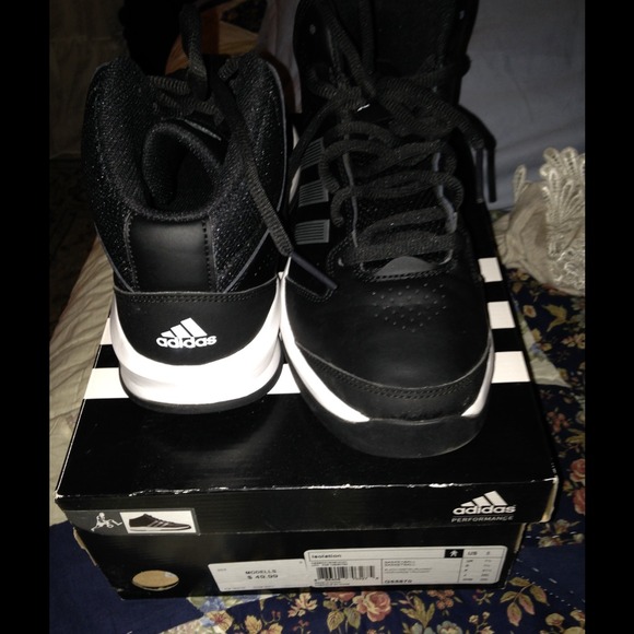 8 Fresh Men's Adidas Basketball Sneakers💥🏀