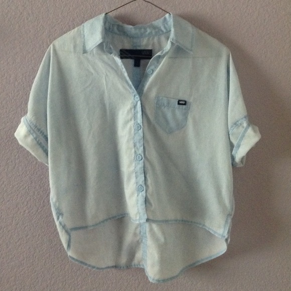 Light blue breezy button up