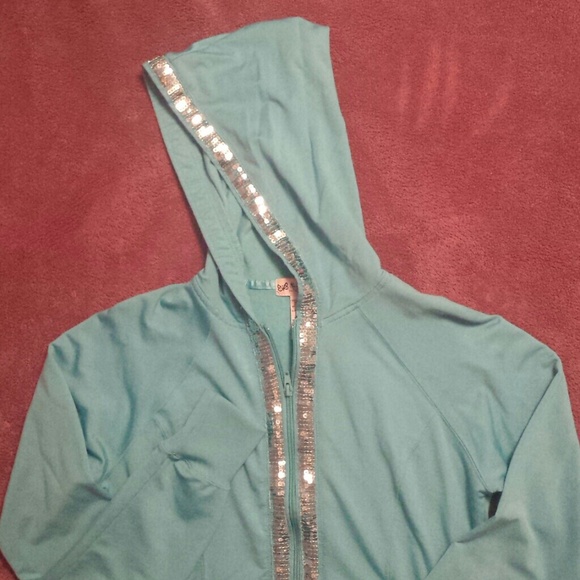 Light blue zip up long sleeve