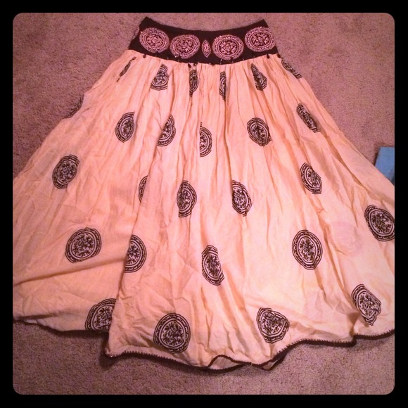 Flows gypsy skirt