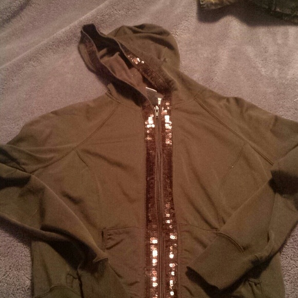 Brown zip up long sleeve shirt/jacket