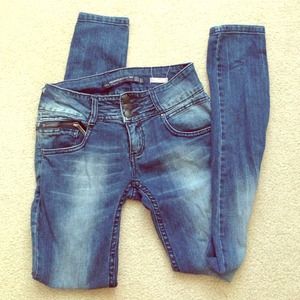 Zara skinny jeans--on hold!