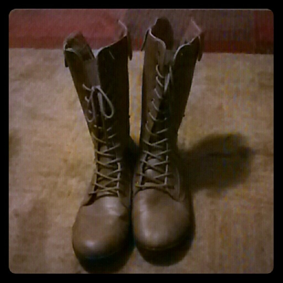 Brown/Distressed combat boots