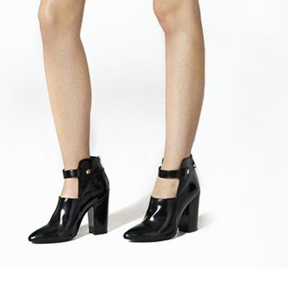 Shoecult Boots - Bossy Bootie