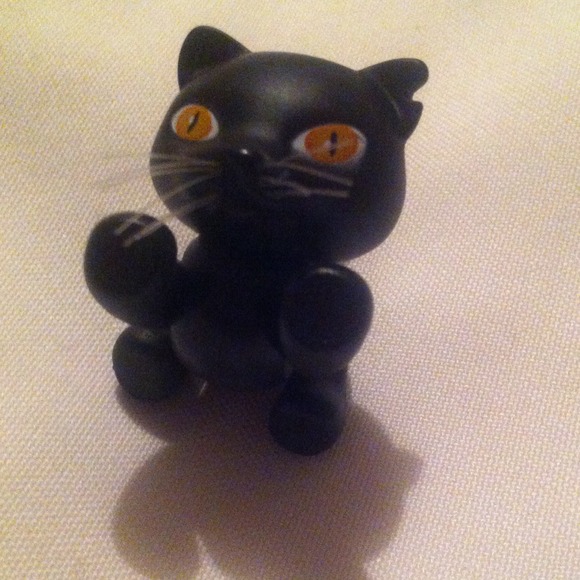 Bratz cat Other - Black cat for 12" dolls Bratz cat Other - Black cat for 12" dolls