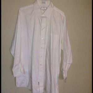 White Dillard's work shirt