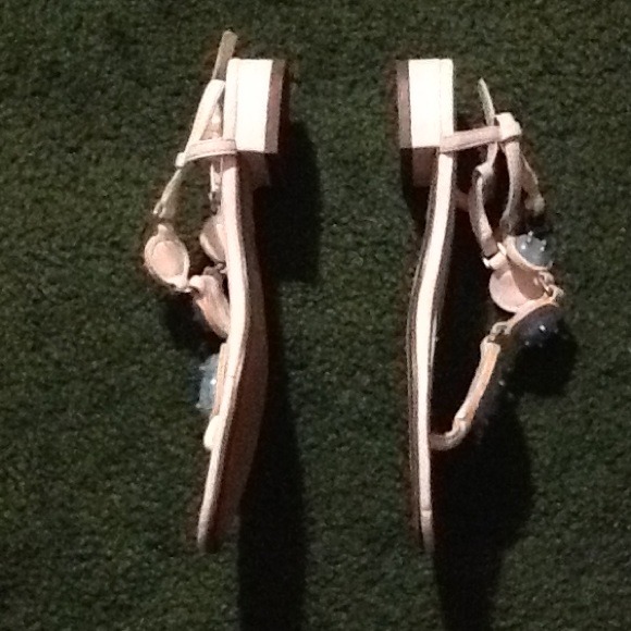 Sandals - Picture 4 of 4