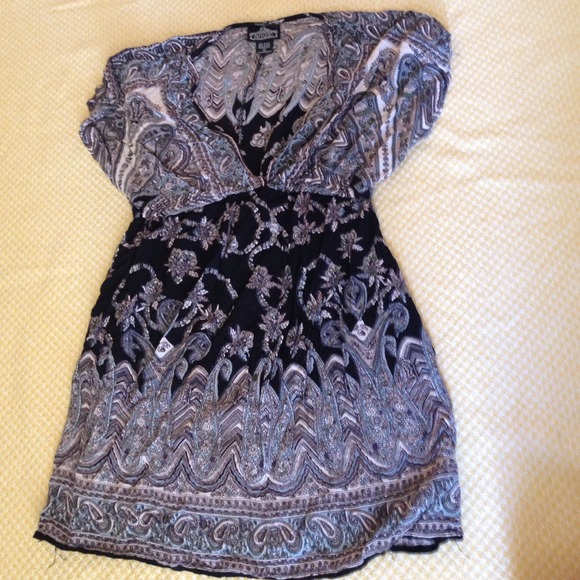 Black paisley print tunic (short)