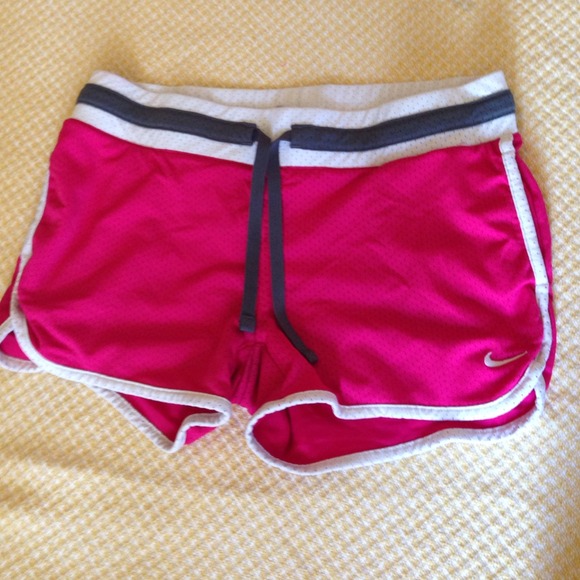 ❤️Nike running mesh shorts