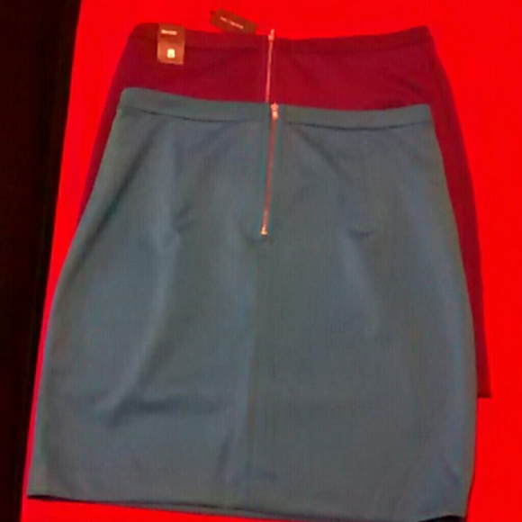 Skirts - Picture 3 of 3