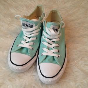 *New* Mint Allstar Converse.