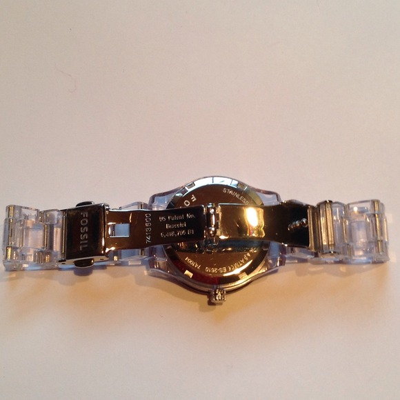 🚫SOLD via M🚫Pink Fossil Watch  💟⌚️ - Picture 3 of 3