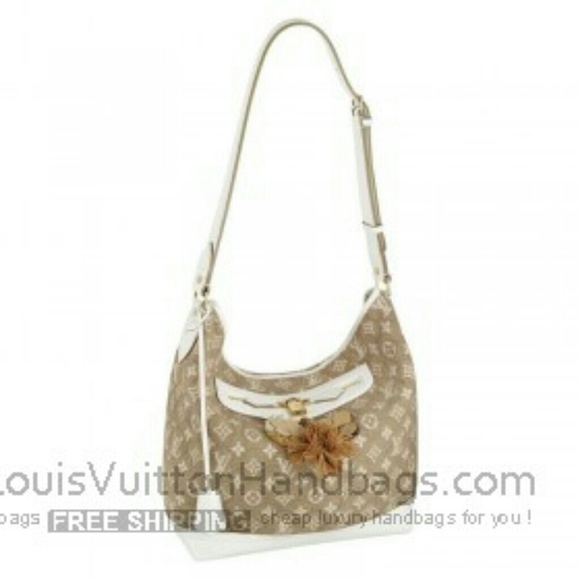 Looking to buy this bag