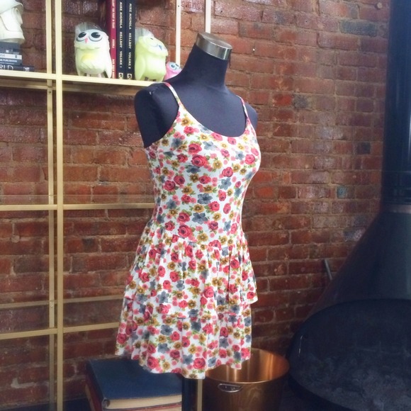 Urban Outfitters Dresses - HALF OFF SALE | Floral Jersey Dress Urban Outfitters Dresses - HALF OFF SALE | Floral Jersey Dress