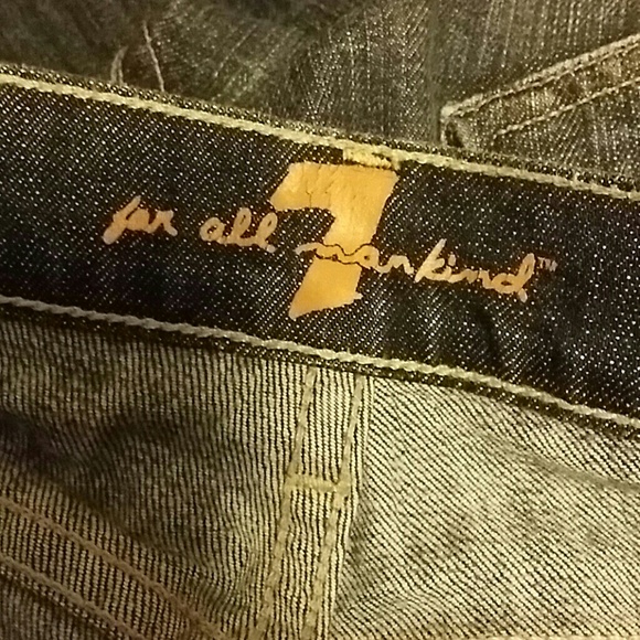 Jeans - Picture 2 of 4