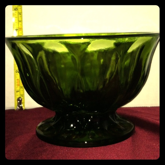Vintage Olive green bowl / candy dish