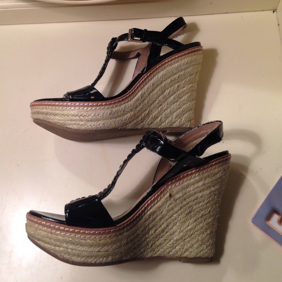 Shoes - Picture 3 of 3