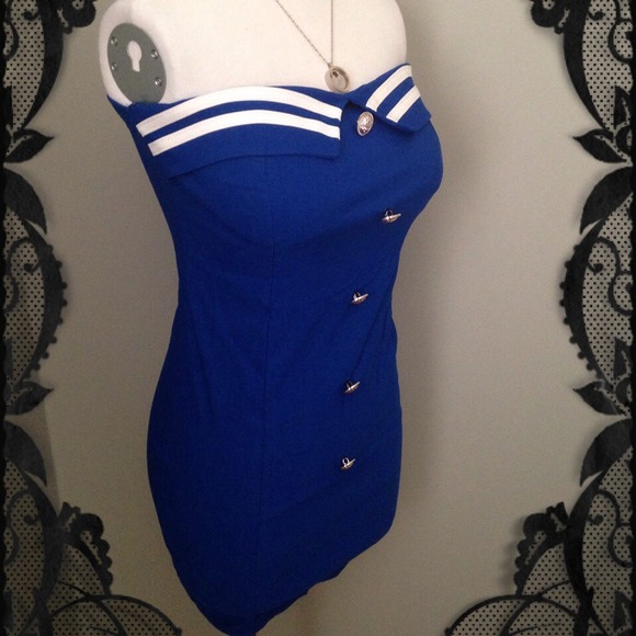 ‼️‼️clearance sale‼️Navy style off-shoulder dress