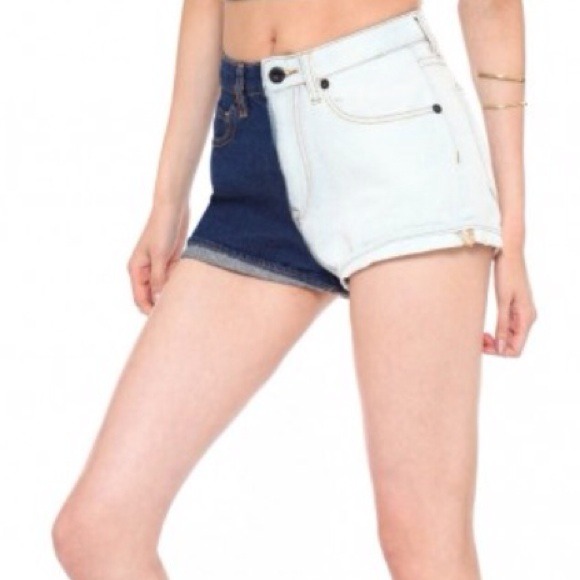 High waisted two toned shorts