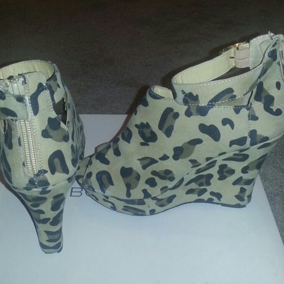 Cheetah Wedges - Picture 4 of 4