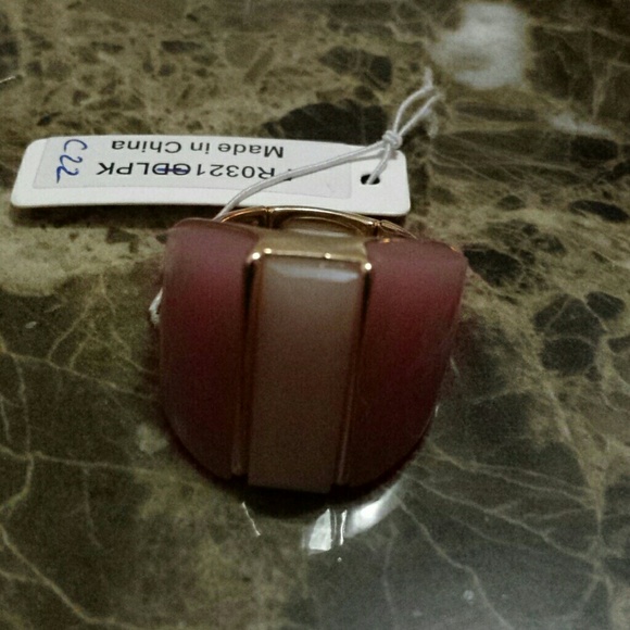 Posh Pink Ring