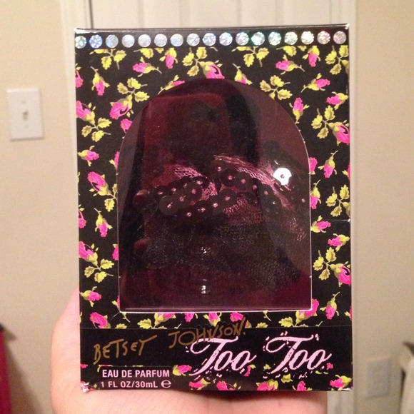 Betsy Johnson Too Too