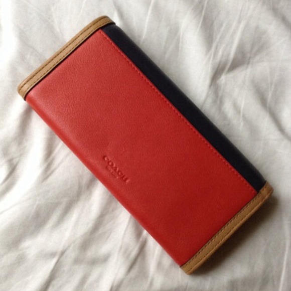 Coach leather wallet - Picture 3 of 3