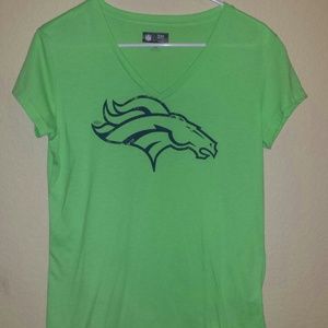 Women's NFL Broncos t-shirt