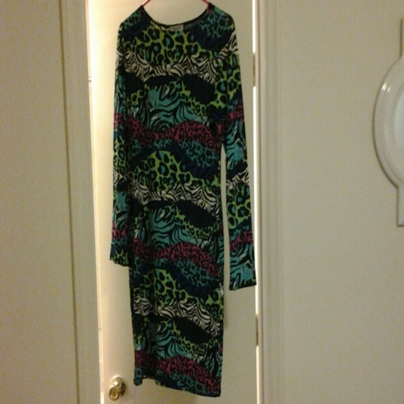 Body fitted dress real sexy on!!! - Picture 1 of 2