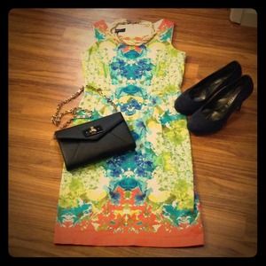 Floral Nine West Dress .. Nwot 🌺🌺🌺
