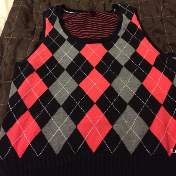Sweater vest