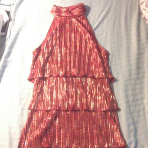 Red and gold top - Picture 1 of 2