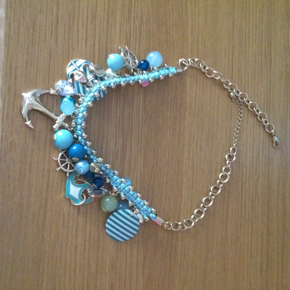 ⚓️💖 nautical necklace. NEW PRICE - Picture 3 of 4