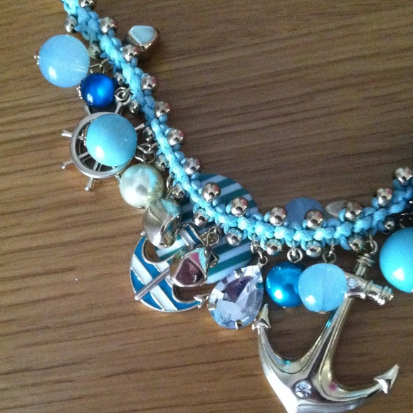 ⚓️💖 nautical necklace. NEW PRICE - Picture 4 of 4