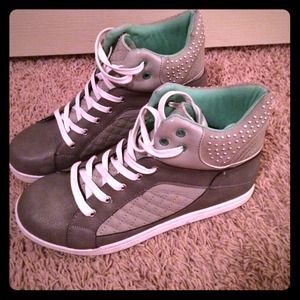 High top sneakers