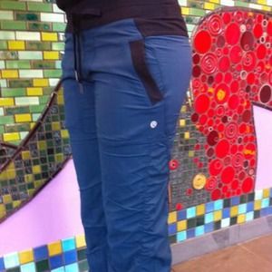 🔔SOLD🔔Lululemon Lined Studio Pants