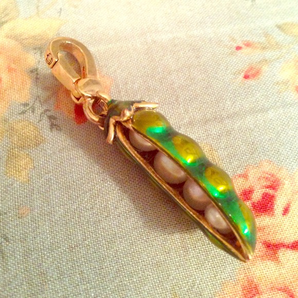 Juicy Couture pearl peas in a pod charm