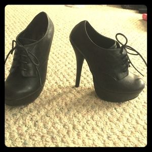 NEW Bonnibell heeled boots