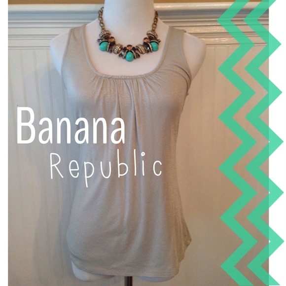 ❌Sold❌BANANA REPUBLIC pale gold tank top