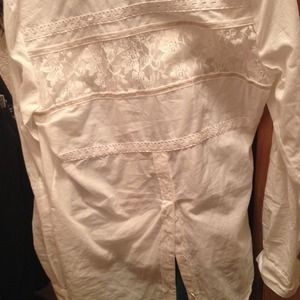 White blouse with lace back