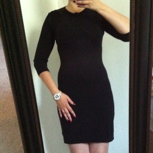 Black dress - Picture 2 of 2