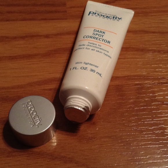 Dark spot corrector