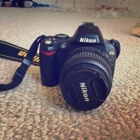 Nikon D40