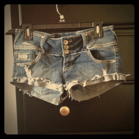 Almost Famous jean shorts
