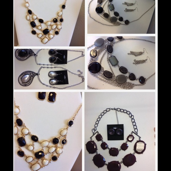 2 sets for 20!! Statement necklaces!!
