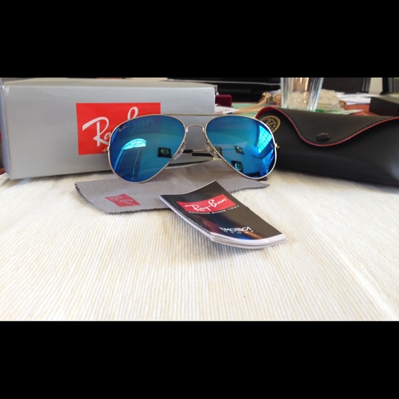 Ray ban aviator blue mirror glass