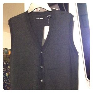 Men's Charcoal Tipped Vest